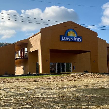 Days Inn By Wyndham מורהד מראה חיצוני תמונה